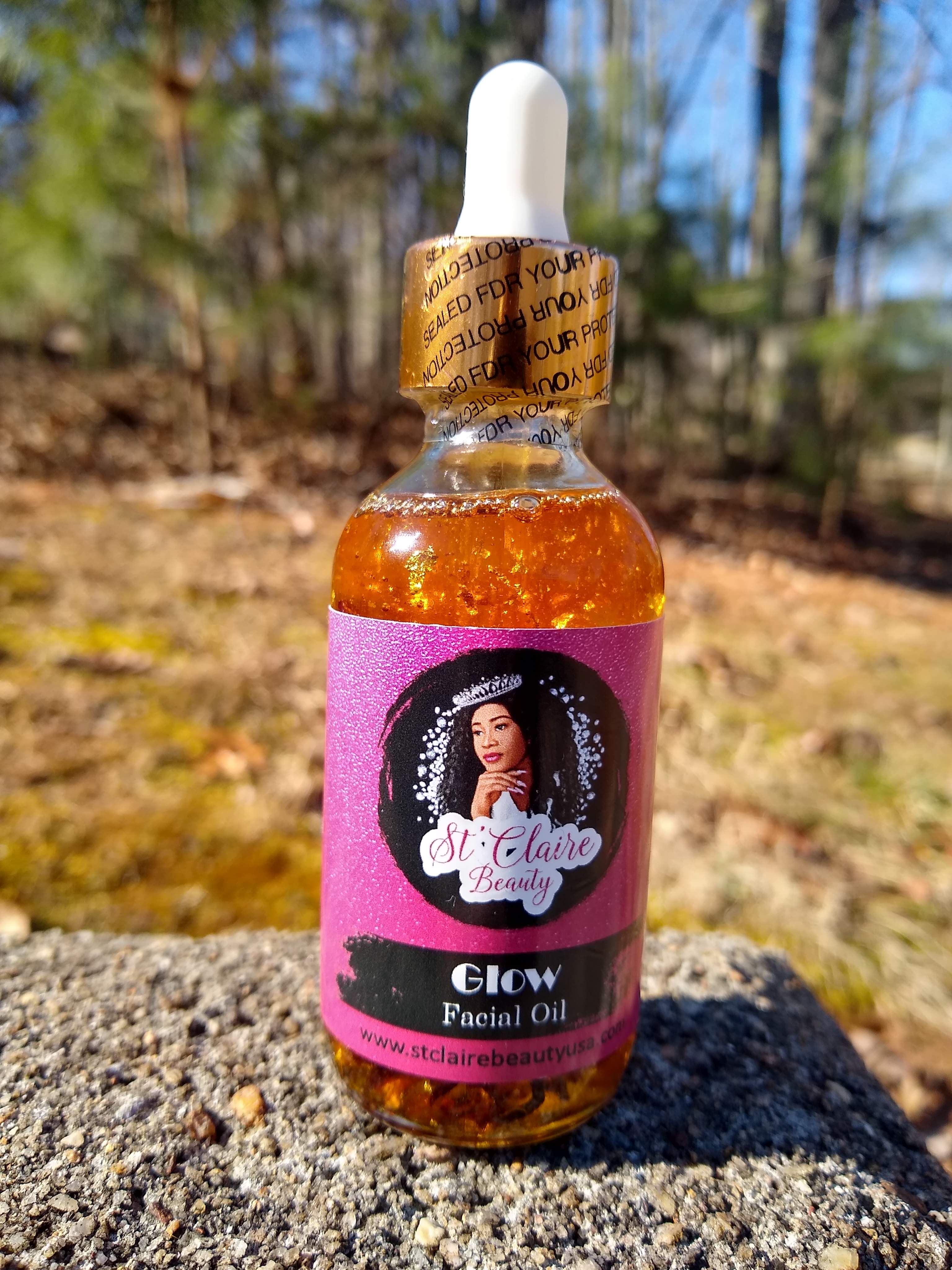 Turmeric Glow Facial and Body Oil With Rosehip, Sea Buckthorn & 24K Gold Flakes Turmeric Glow Facial and Body Oil With Rosehip, Sea Buckthorn & 24K Gold Flakes