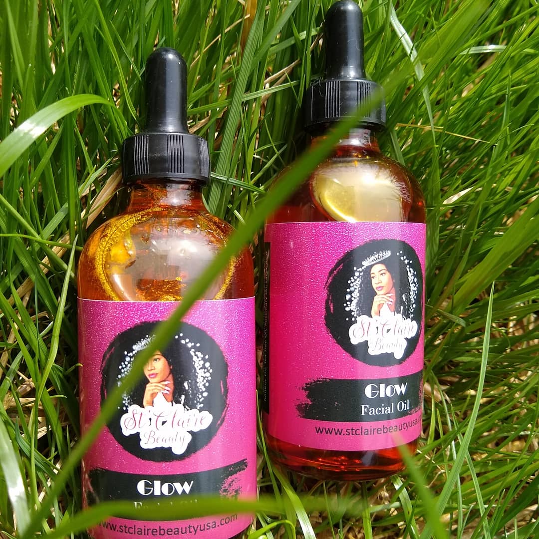 Turmeric Glow Facial and Body Oil With Rosehip, Sea Buckthorn & 24K Gold Flakes Turmeric Glow Facial and Body Oil With Rosehip, Sea Buckthorn & 24K Gold Flakes