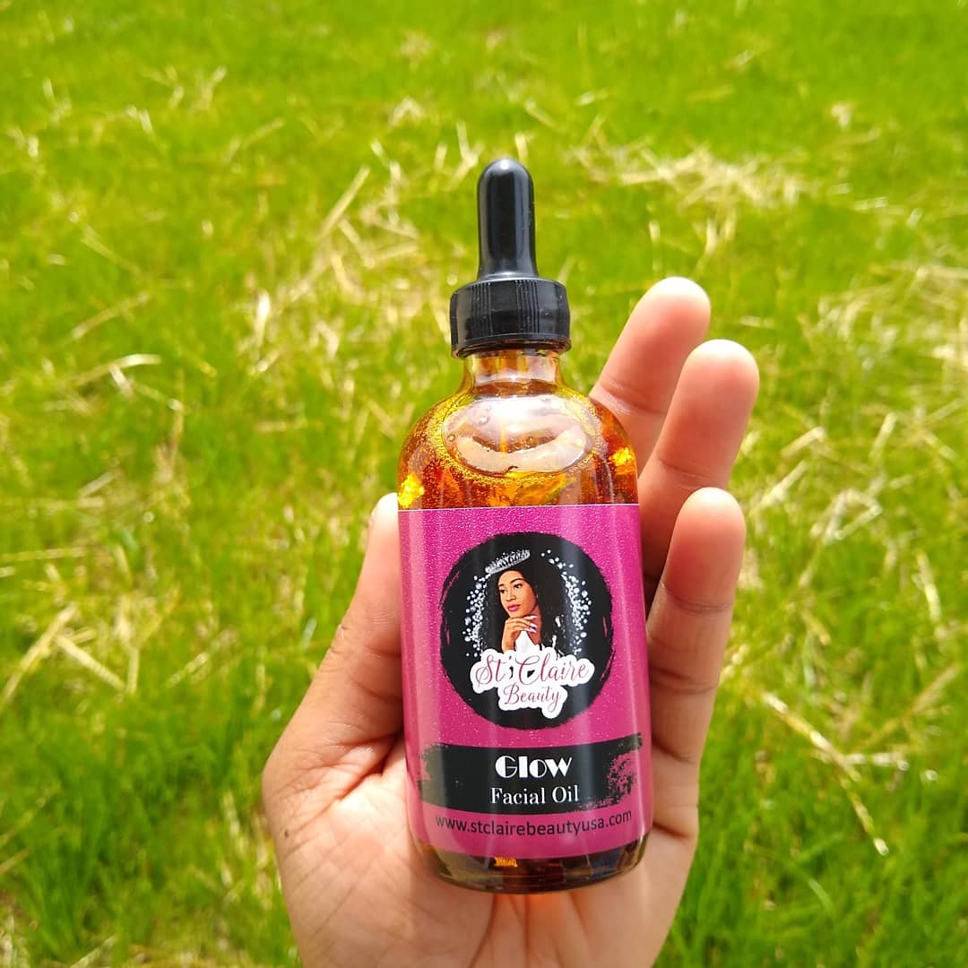 Turmeric Glow Facial and Body Oil With Rosehip, Sea Buckthorn & 24K Gold Flakes Turmeric Glow Facial and Body Oil With Rosehip, Sea Buckthorn & 24K Gold Flakes