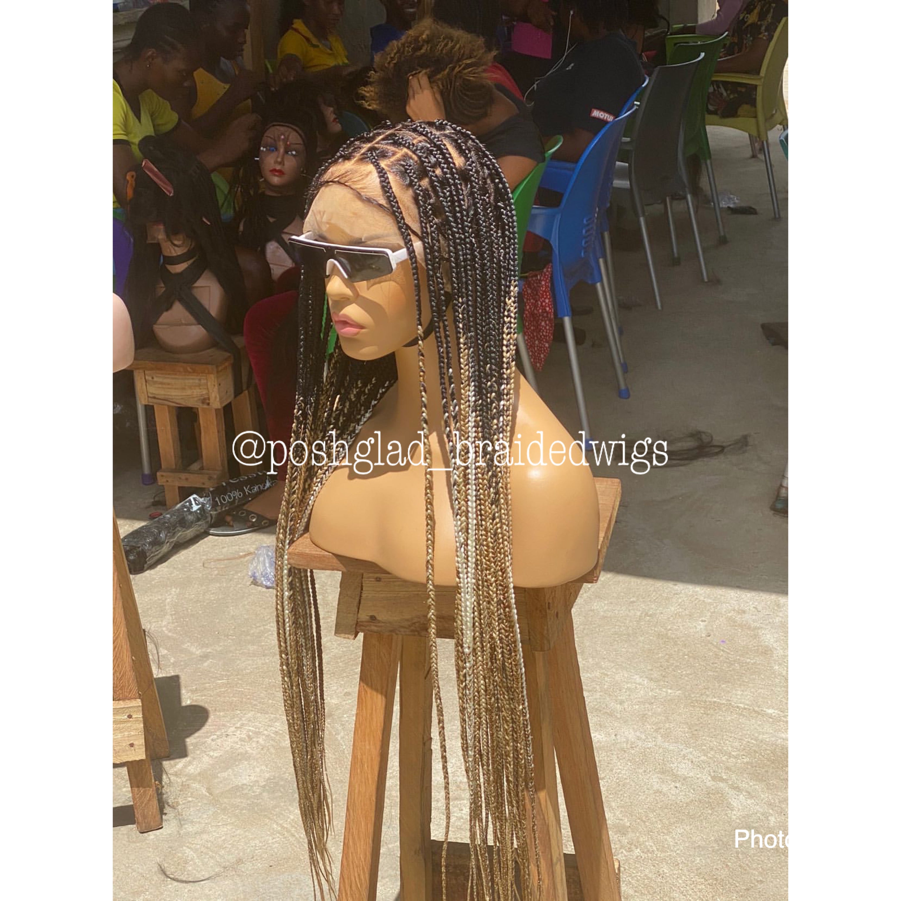 Shade Knotless Wig Shade Knotless Wig