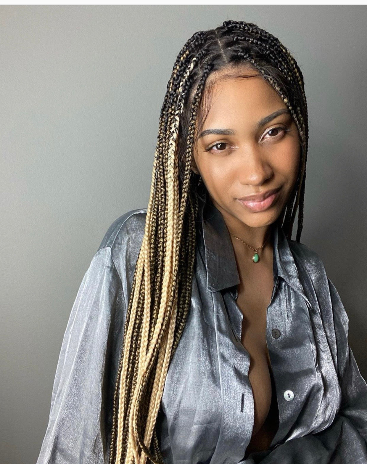 Knotless Braid Wig (Full Lace Custom Color) Glueless, Scalp-Looking Knotless Braid Wig (Full Lace Custom Color) Glueless, Scalp-Looking