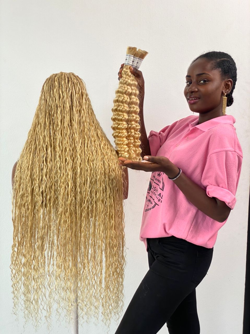 Bohemian Knotless -TARA BLONDE (100% Human hair curls) Bohemian Knotless -TARA BLONDE (100% Human hair curls)